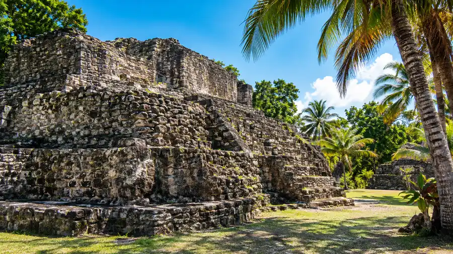 Chacchoben Ruins and Beach Break Combo Tours